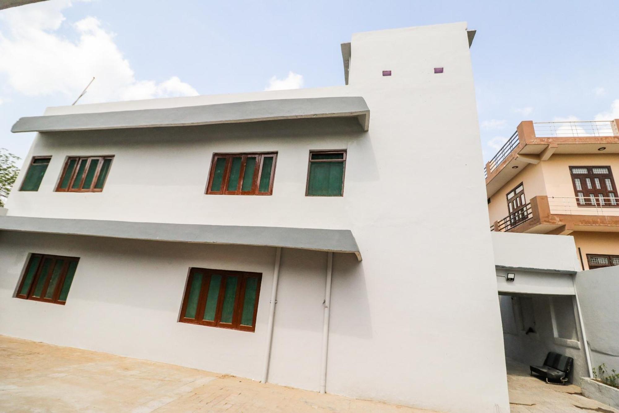 Spot On Hotel Luv Palace Rewari Exterior photo
